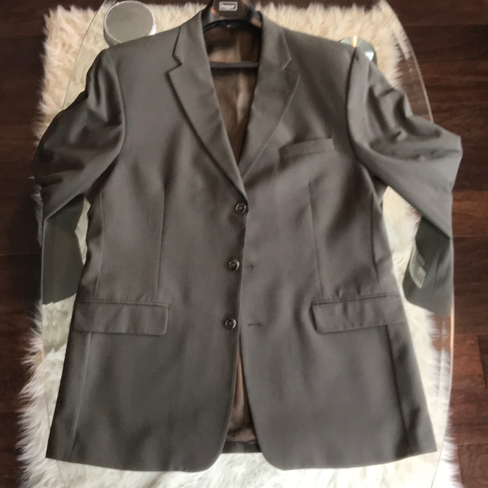 Hagar Green/Grey Suitcoat